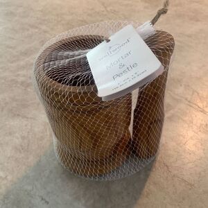 Wooden  Mortar &  Pestle NWT